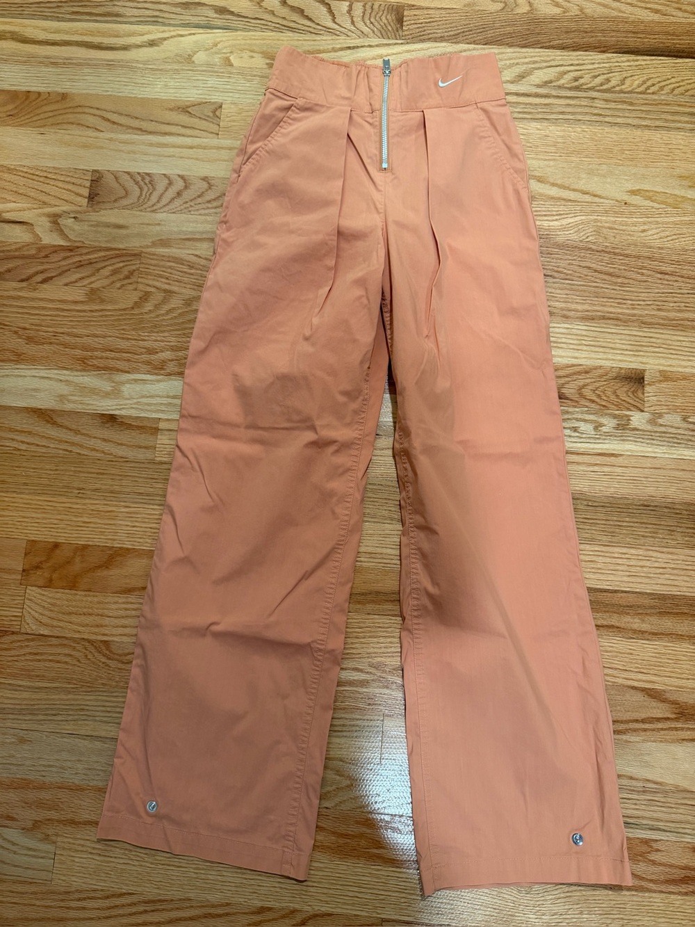 Nike Women’s High Waist Wide Leg Pleated Pants Peach Orange Small